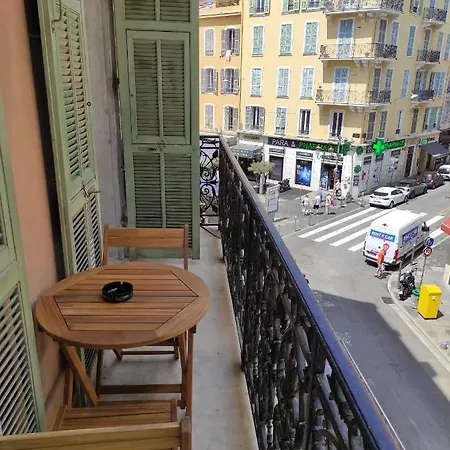 Akantha Aparthotel *